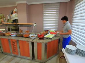 Rosy Hotel