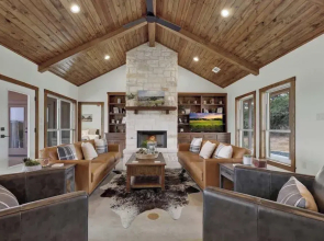 Luxury in the Hill Country, 10-mins to Downtown!
