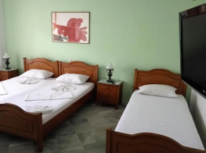 Grivas Apartments