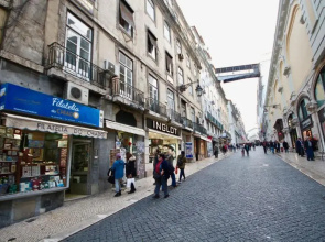 Carmo Baixa Flat