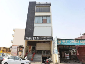 OYO 2616 Hotel Golden Sand