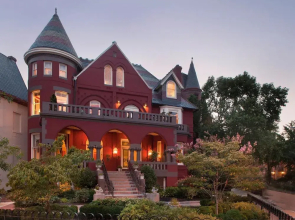 Swann House Historic Dupont Circle Inn