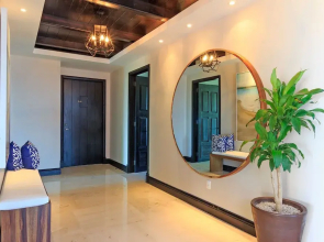 Amazing 4 Bedroom Condo