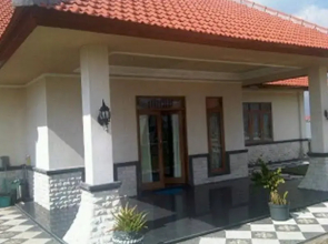 Nanamy Guest House Seminyak