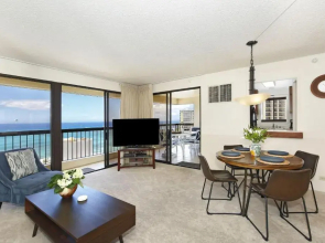 Waikiki Beach Tower #1904