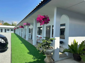 17 Garden