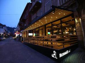 Luxury Inn