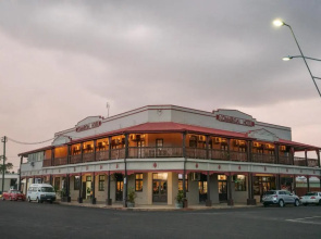 Grand Hotel Motel