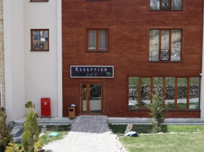 Ctrl Alt Del Apartment S76