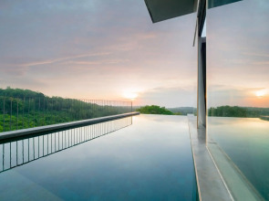 Отель Hideaway Villas Bali Uluwatu by Kanaan Hospitality