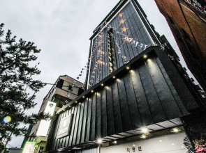 Le Idea Hotel