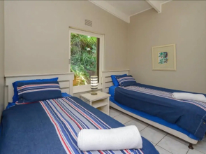San Lameer Villa Rentals  3515