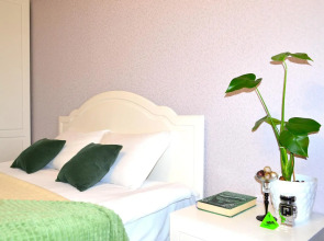 ЭмиЛи на улице Конструкторов 29А к1