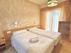 HS Altet Suites - Alicante Airport
