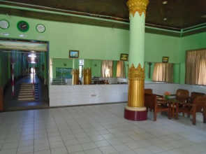 Pale Mon Lodging Hotel