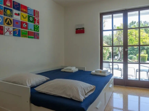 Villa Oasis, Coastal Villa With Pool and Garden