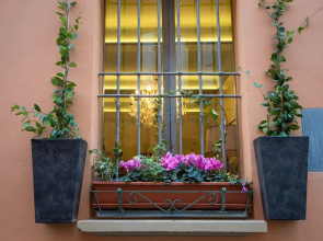 L'8 Boutique Apartments
