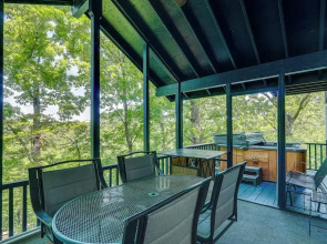 Screened Deck: Margaritaville Lake Resort Retreat!