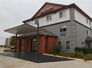 Hawthorn Extended Stay by Wyndham DFW Airport North