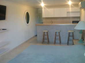 Sea Breeze Apartments