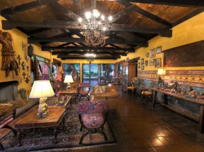 Hotel Atitlán Hotel & Jardines