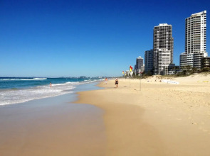 Aristocrat Apartments