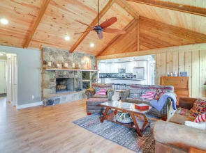 River-view Somerset Home: Large Deck, Fire Pit!