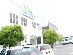 Island Time Motel