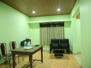 Pulikkal Tourist Home