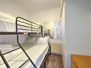 Snow Ski Apartments 03