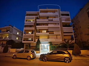 Charming Apartment near Athens Center and the Sea