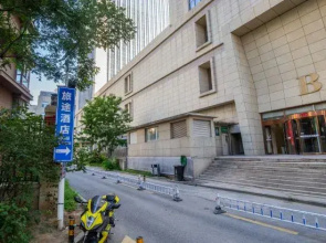Sen·MAX Light Luxury Hotel (Yingbin Road Jiahe Plaza)
