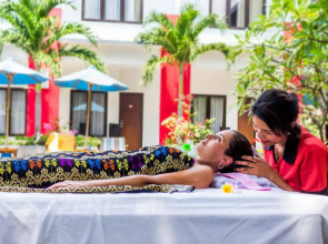 Ozz Hotel - Kuta Bali