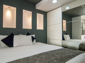 Pebbles Boutique Aparthotel