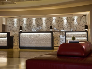 Renaissance Newark Airport Hotel