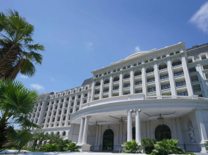 Vinpearl Golf Land Resort & Villas