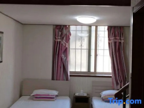 Dalian Yisongting Hotel