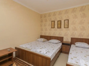 Zelenyy Ugolok Guest House