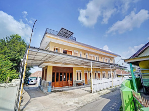 OYO 90416 Wisma Wayang Ajen Syariah
