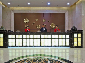 Dandong Riverside International Hotel