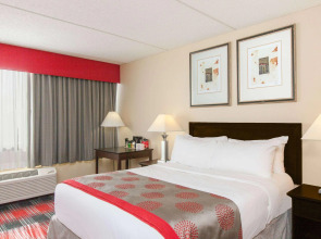 Ramada Plaza by Wyndham Albany