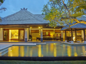 The Maya Seminyak Villas