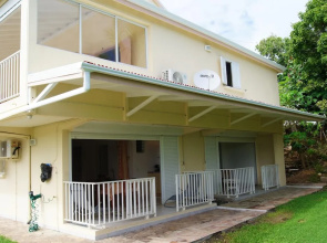 Apartment with One Bedroom in Le Moule, with Enclosed Garden And Wifi - 3 Km From the Beach