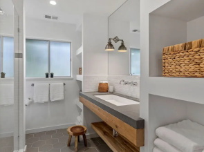 21825 Wine Country - 3 Br Home
