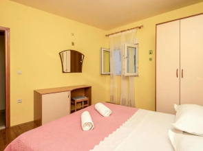 Apartments Igrane