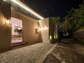 Red Sunset Villa Canggu 5 Min Walk Beach