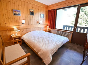 Warm Family Apartment