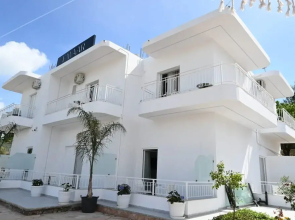 EMAR Beachfront Hotel Ksamil