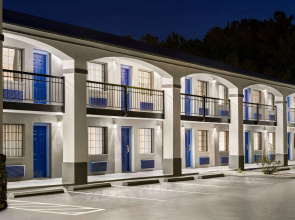 Days Inn by Wyndham Fulton