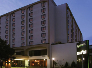 Radisson Hotel Bismarck